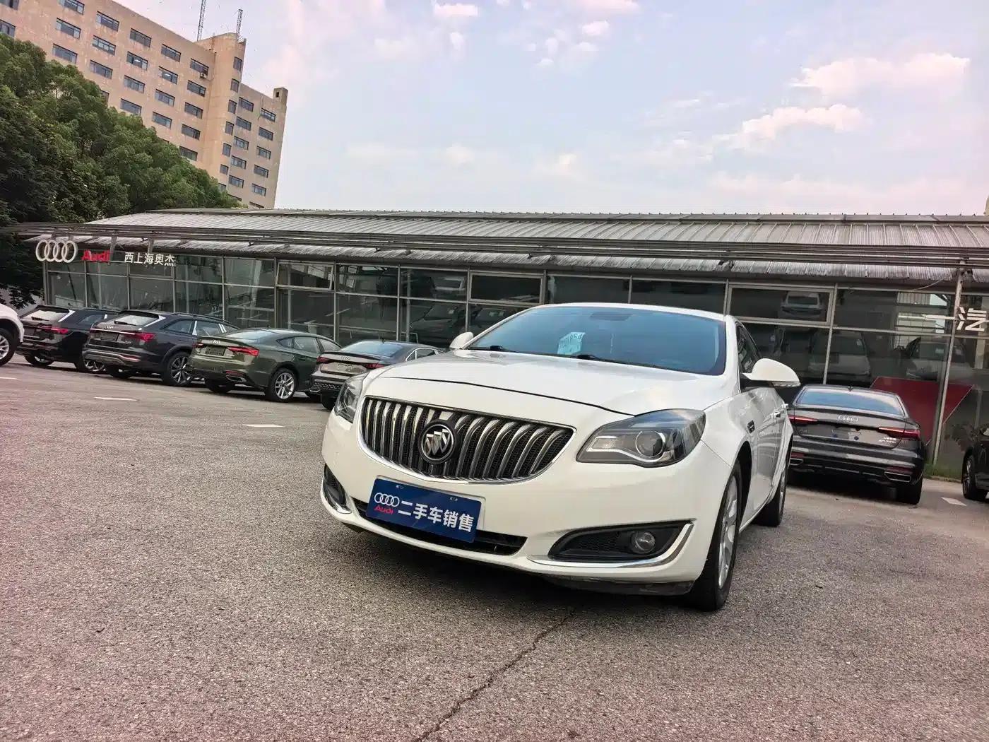 Buick Regal 2015 2.0L Elite Fashion Edition — миниатюра 1