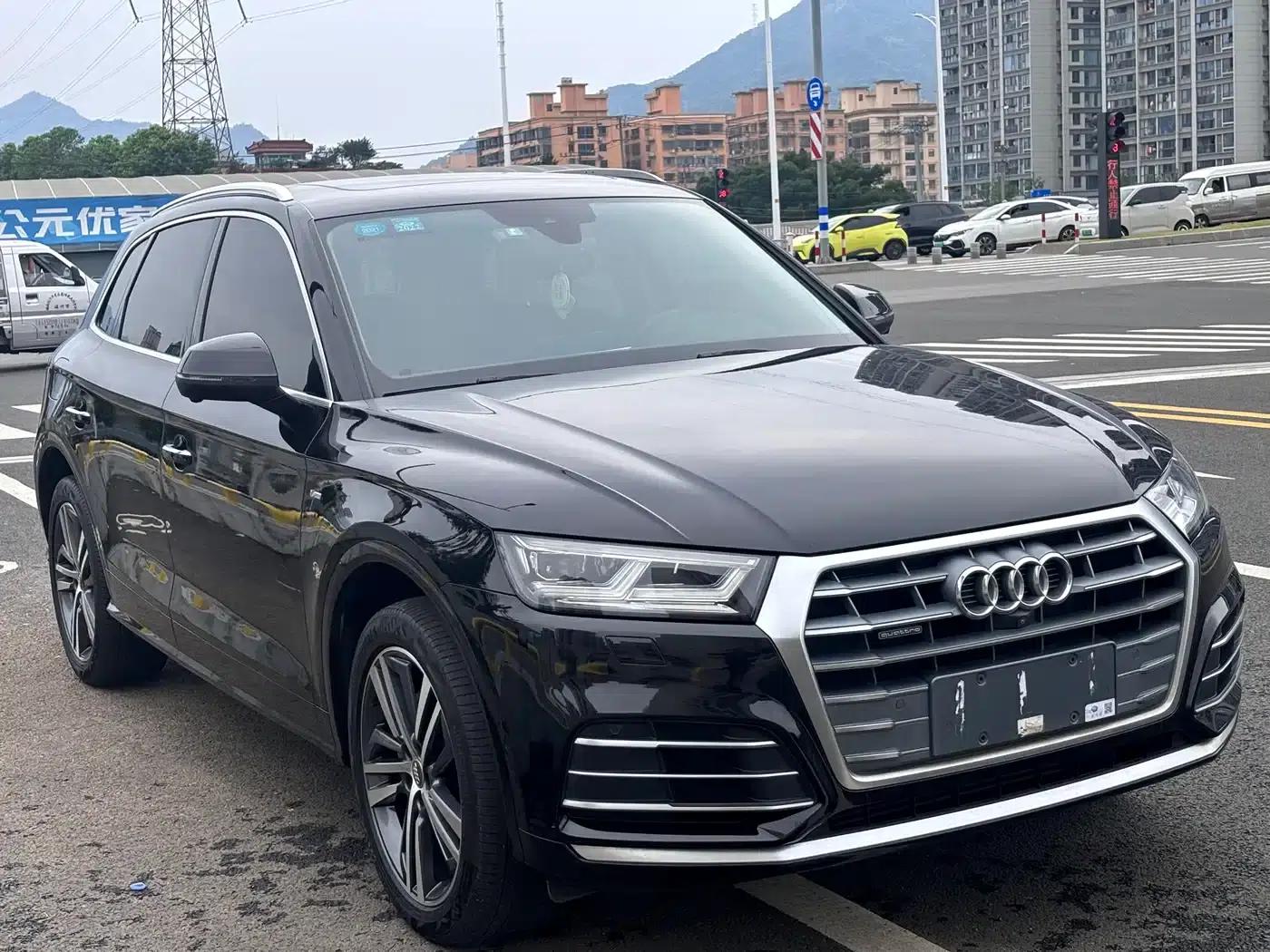 Audi Q5L 2020 40 TFSI Luxury Fashion Edition — миниатюра 3