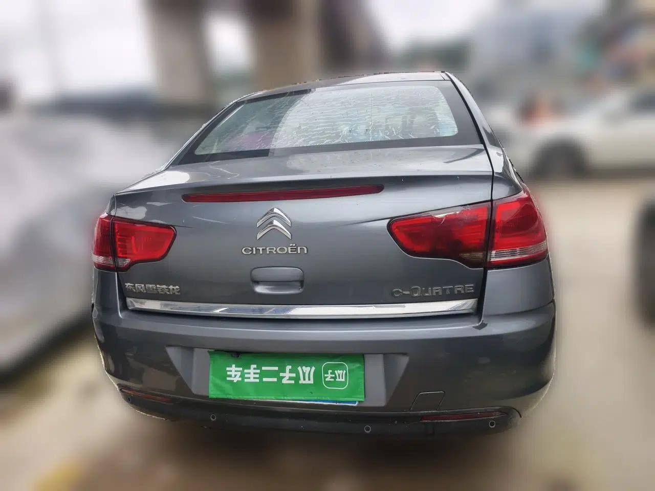 Citroen C-Quatre 2012 Sedan 1.6L Manual Prestige Model — миниатюра 5