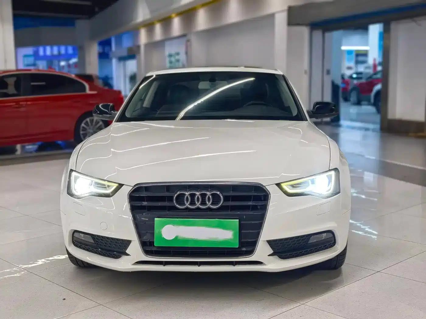 2012 Audi A5 2.0TFSI Coupe (Imported) — миниатюра 2