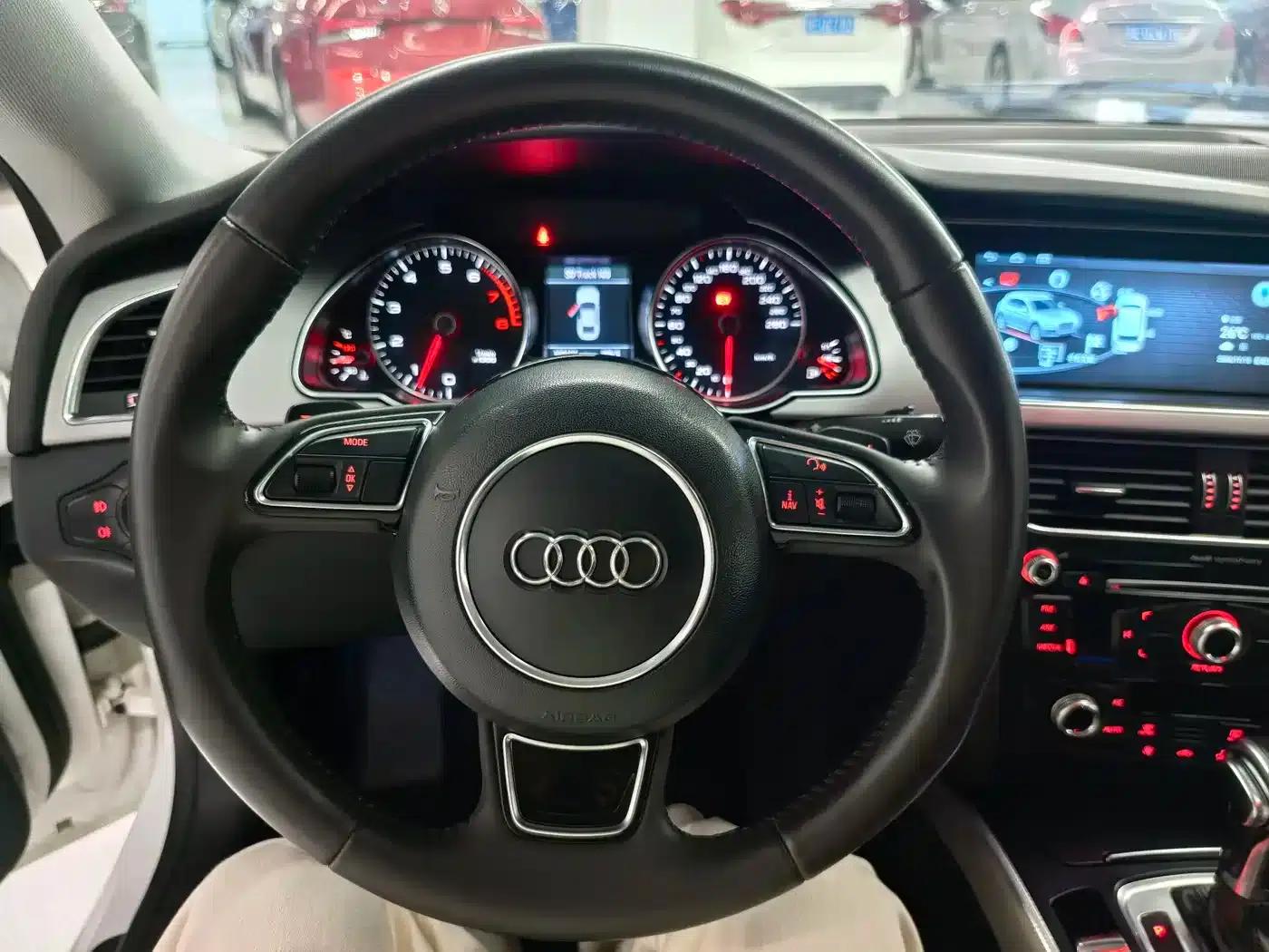 2012 Audi A5 2.0TFSI Coupe (Imported) — миниатюра 10