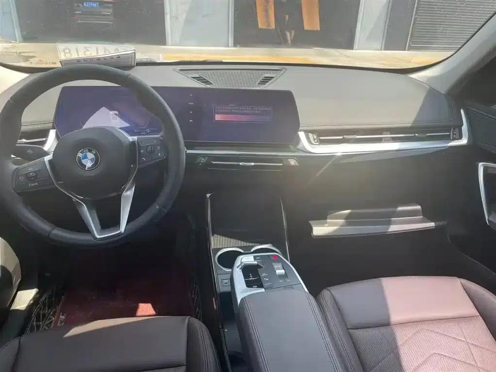 2023 BMW X1 sDrive20Li X Design Package — миниатюра 2