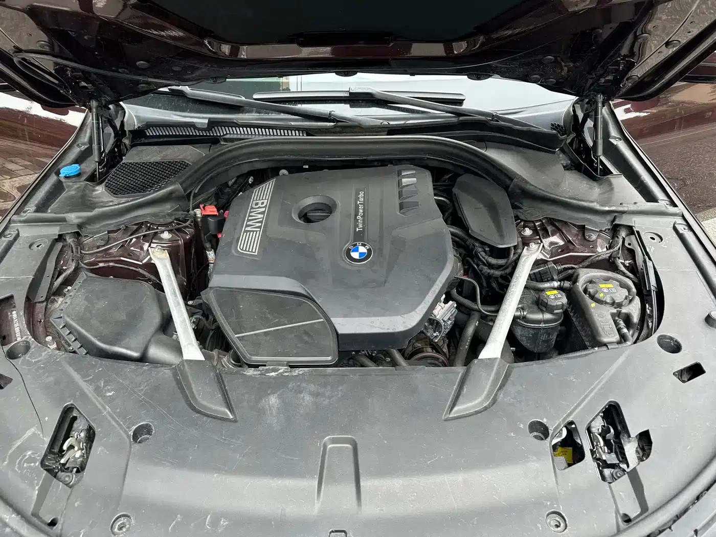 2018 BMW 6 Series GT 630i Luxury Design Package — миниатюра 11