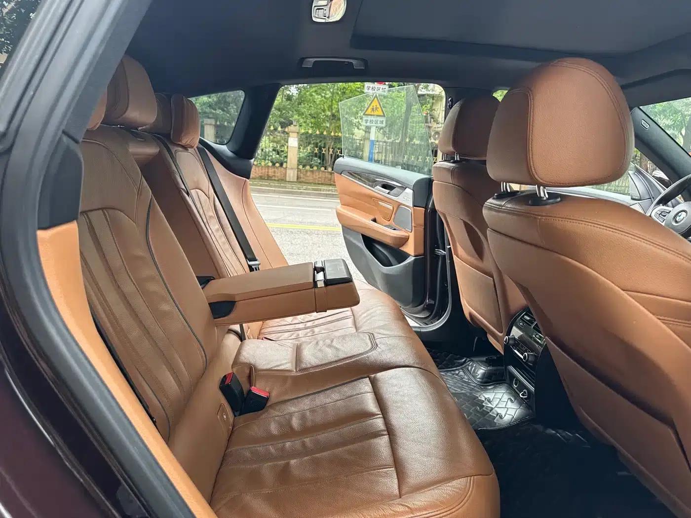 2018 BMW 6 Series GT 630i Luxury Design Package — миниатюра 18