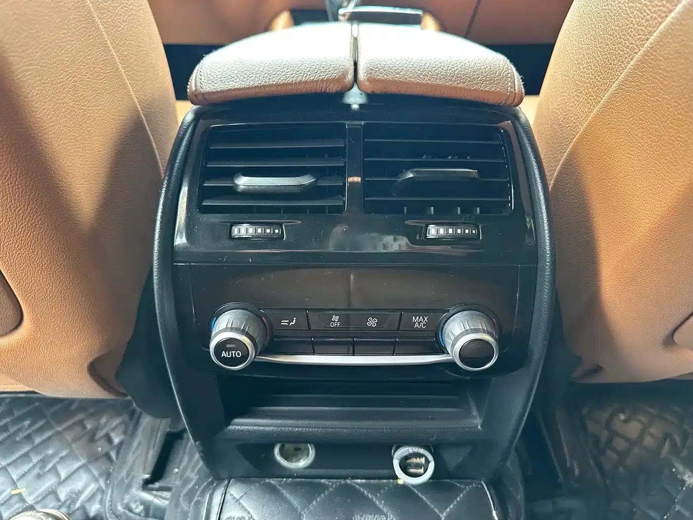 2018 BMW 6 Series GT 630i Luxury Design Package — миниатюра 32