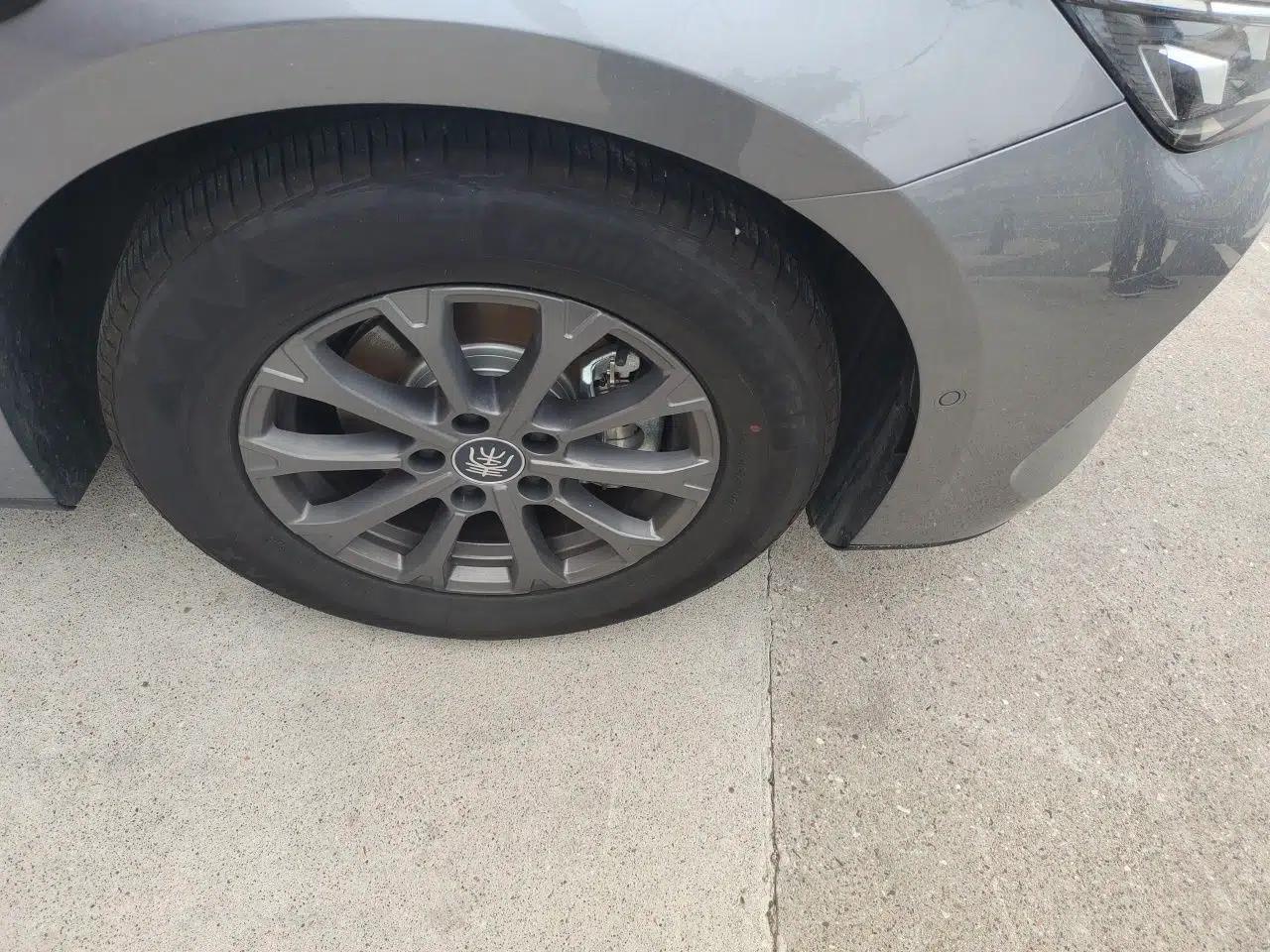 BYD Qin L 2025 DM-i Smart Drive 80KM Leading Model — миниатюра 8