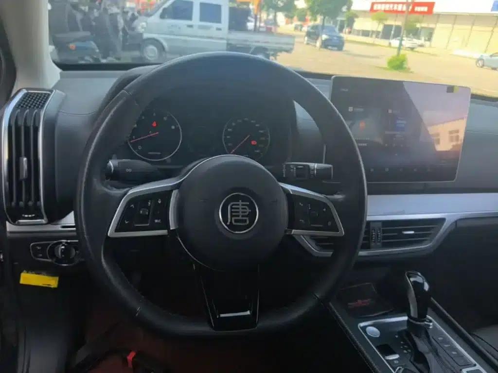 Tang 2018 2.0T Automatic Intelligent Connected Premium 5-seater National V Emission Standard — миниатюра 11