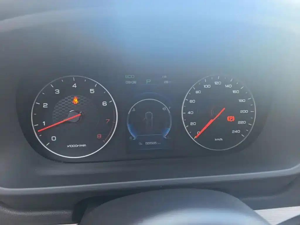 Tang 2018 2.0T Automatic Intelligent Connected Premium 5-seater National V Emission Standard — миниатюра 12