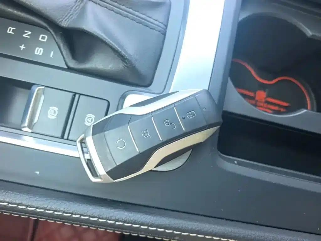 Tang 2018 2.0T Automatic Intelligent Connected Premium 5-seater National V Emission Standard — миниатюра 9