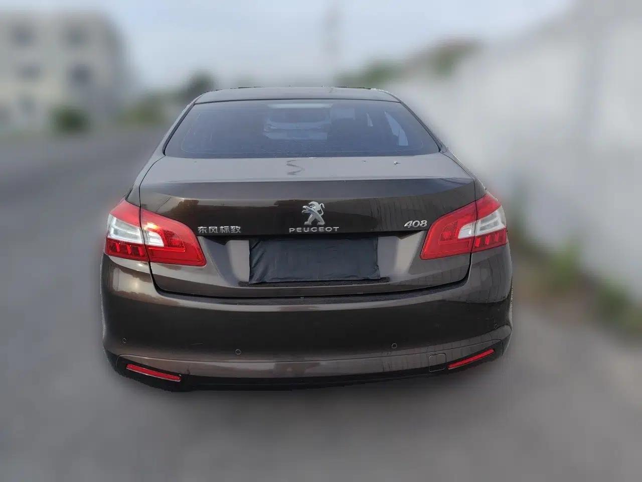 Peugeot 408 2014 1.8L Manual Leading Edition — миниатюра 5