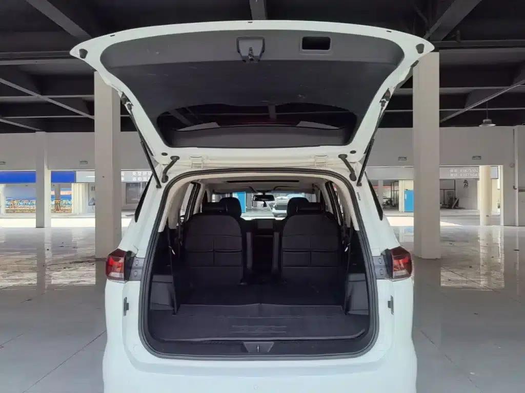 Baojun 360 2018 1.5L Automatic Deluxe Edition (National V Emission Standard) — миниатюра 19