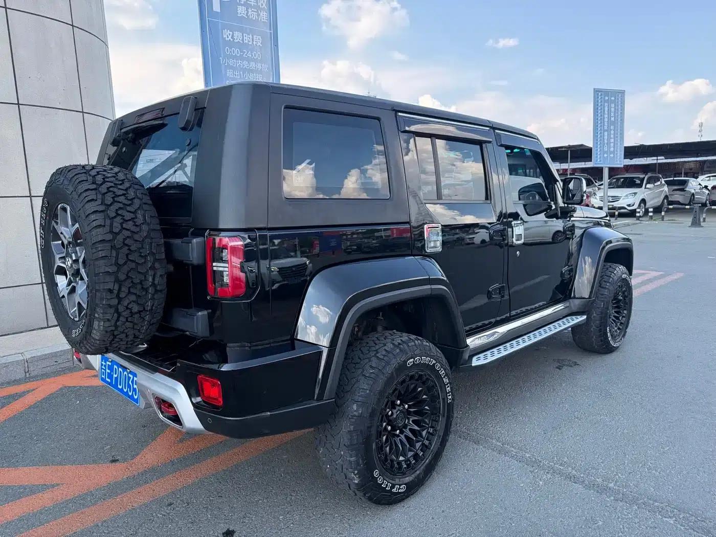 Beijing BJ40 2018 PLUS 2.3T Automatic 4WD Premium Edition (National V Emission Standard) — миниатюра 4