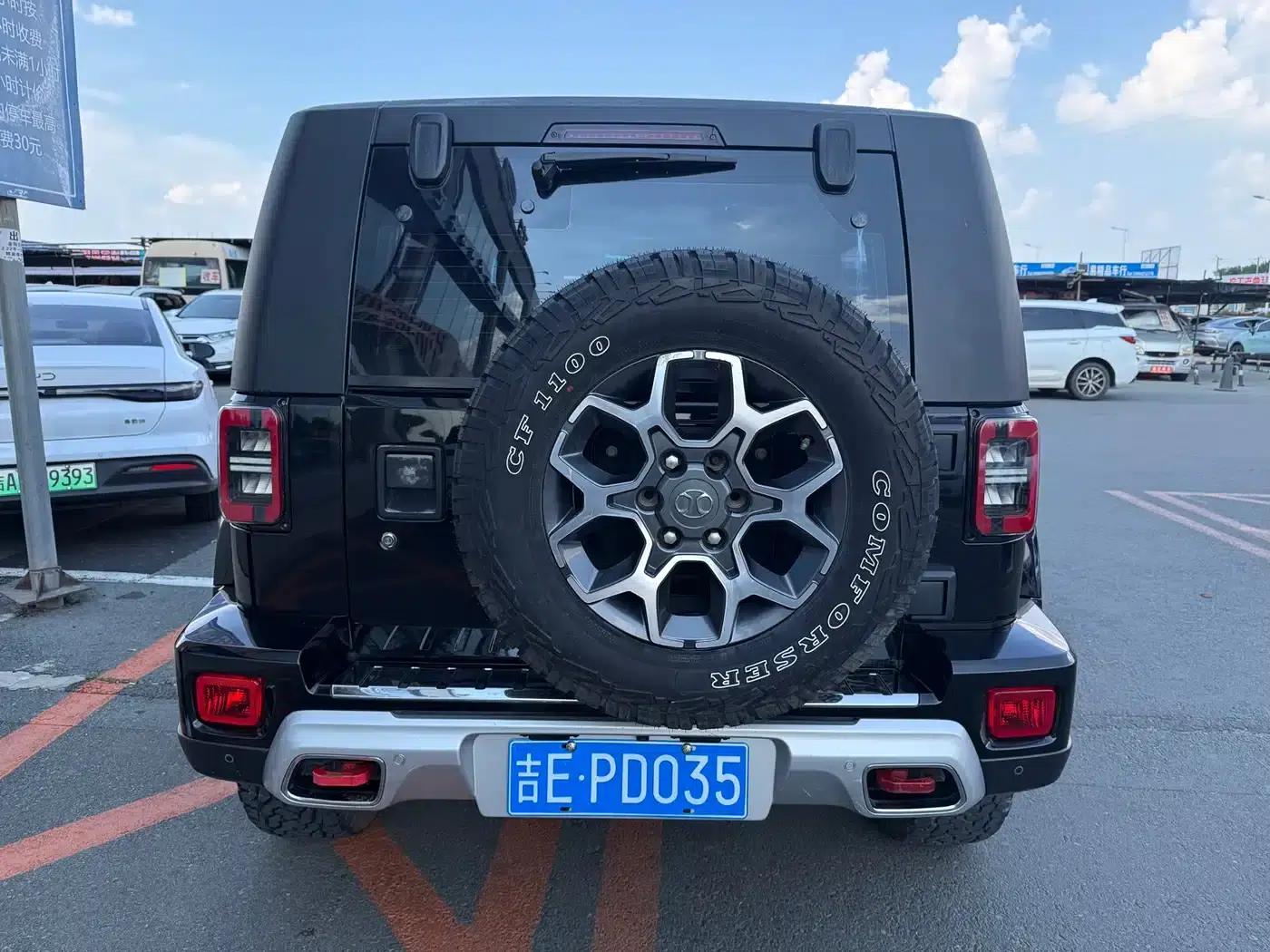 Beijing BJ40 2018 PLUS 2.3T Automatic 4WD Premium Edition (National V Emission Standard) — миниатюра 5
