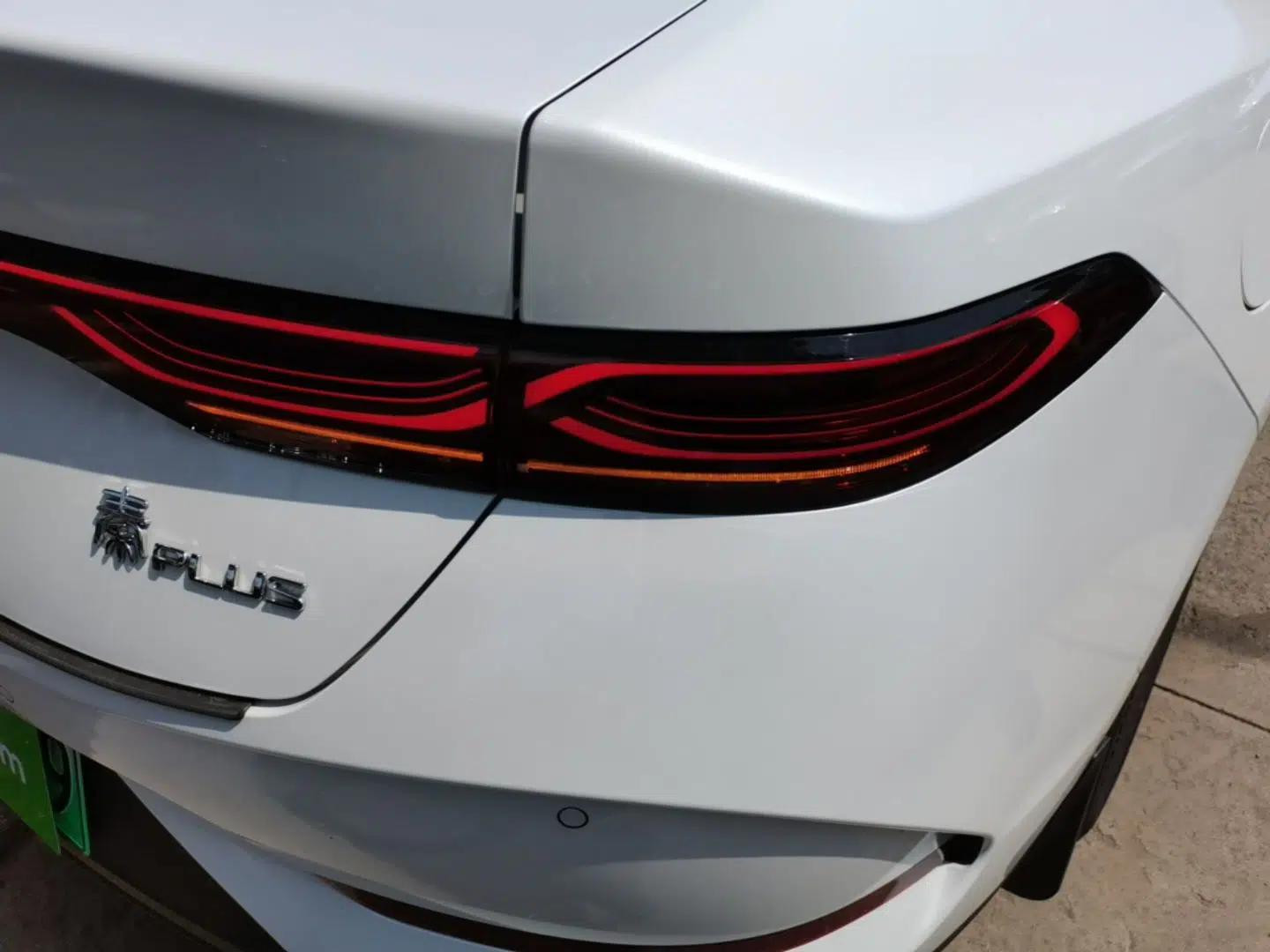 BYD Qin PLUS 2025 DM-i Smart Drive 55KM Leading Model — миниатюра 9