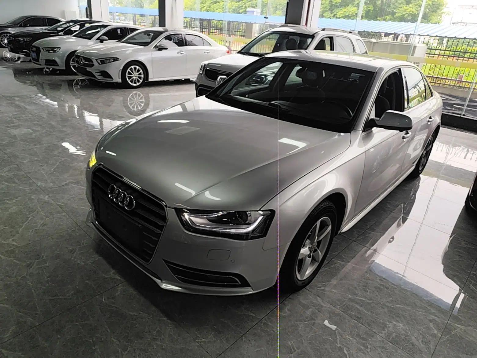 Audi A4L 2013 35 TFSI Automatic Standard Model — миниатюра 1