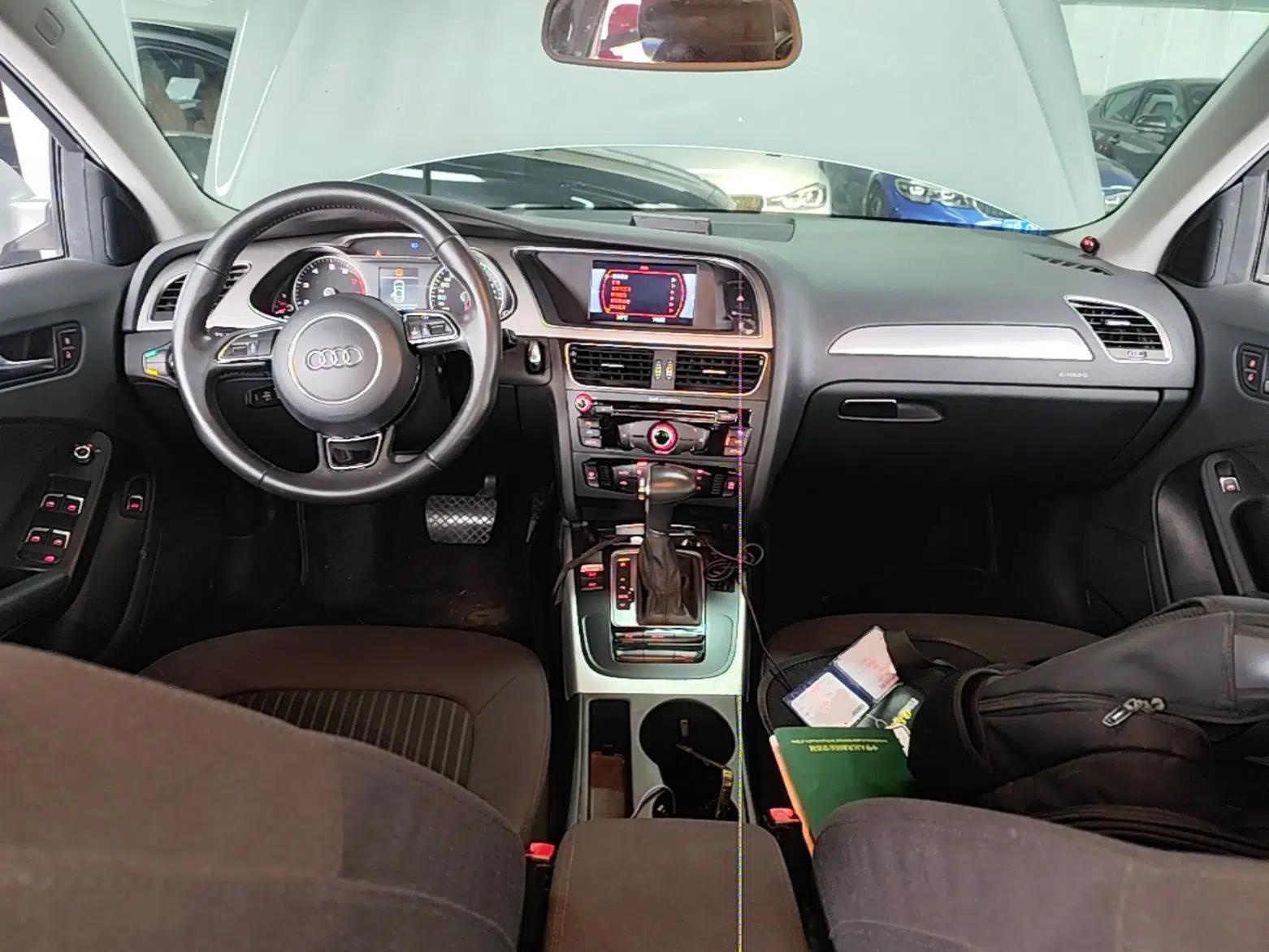 Audi A4L 2013 35 TFSI Automatic Standard Model — миниатюра 12