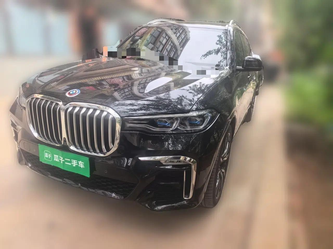 BMW X7 2021 xDrive40i Luxury M Sport Package — миниатюра 1