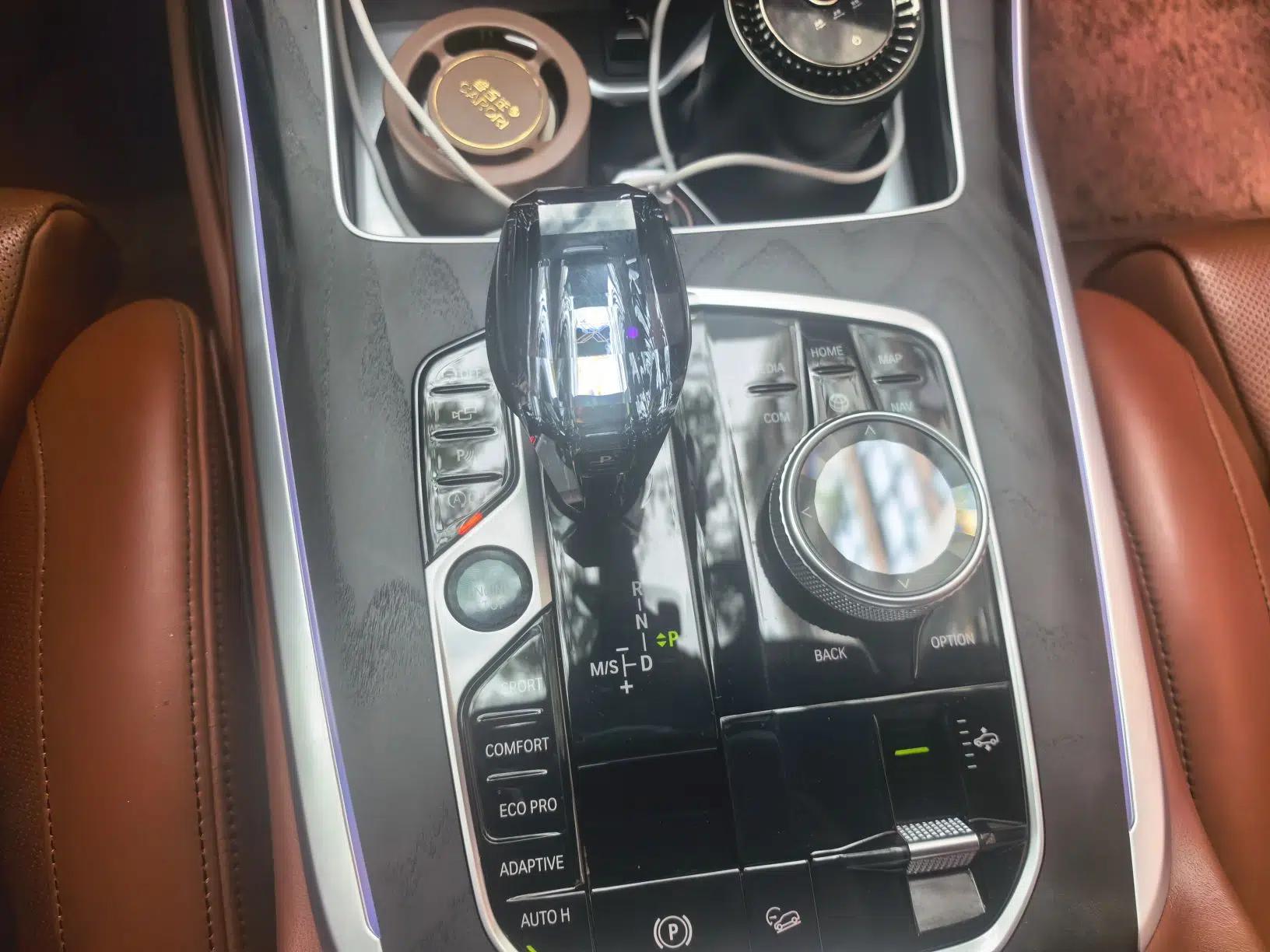 BMW X7 2021 xDrive40i Luxury M Sport Package — миниатюра 14