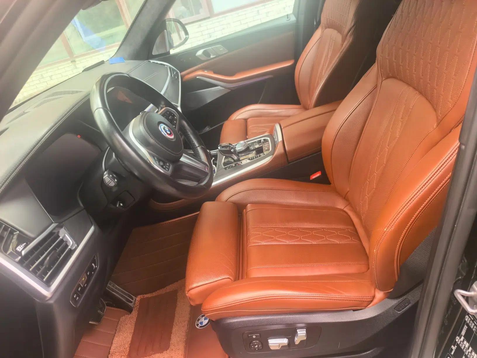 BMW X7 2021 xDrive40i Luxury M Sport Package — миниатюра 15