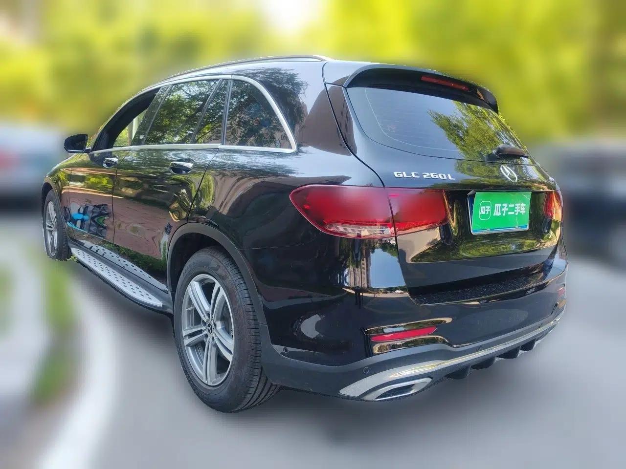 Mercedes-Benz GLC 2020 GLC 260 L 4MATIC Luxury Model — миниатюра 4