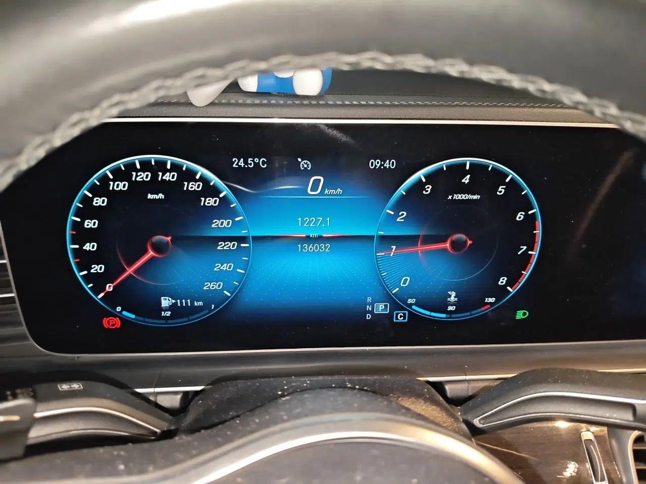 Mercedes-Benz GLE 2021 GLE 350 4MATIC Stylish Model — миниатюра 11