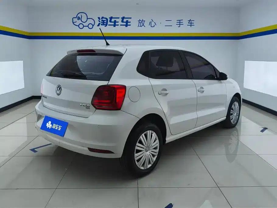 2016 Polo 1.6L Automatic Comfort Model — миниатюра 3