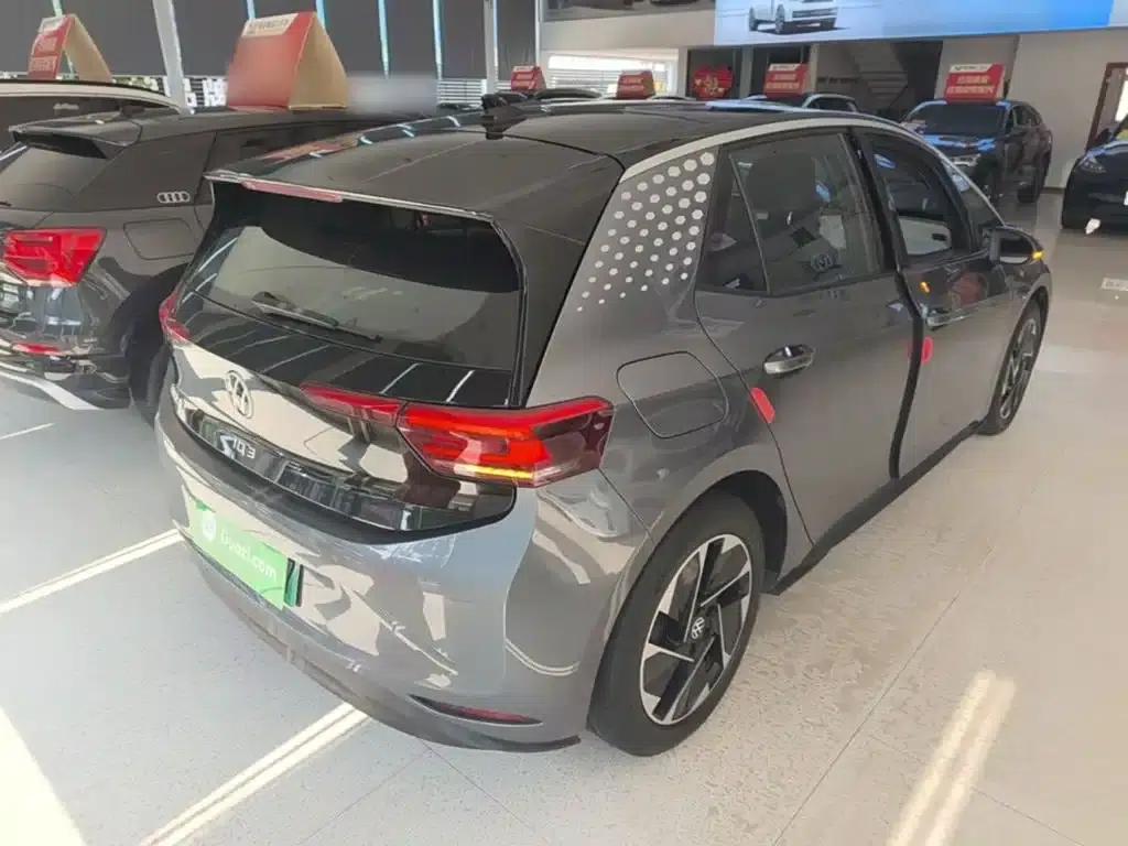 Volkswagen ID.3 2024 Outstanding Edition — миниатюра 7