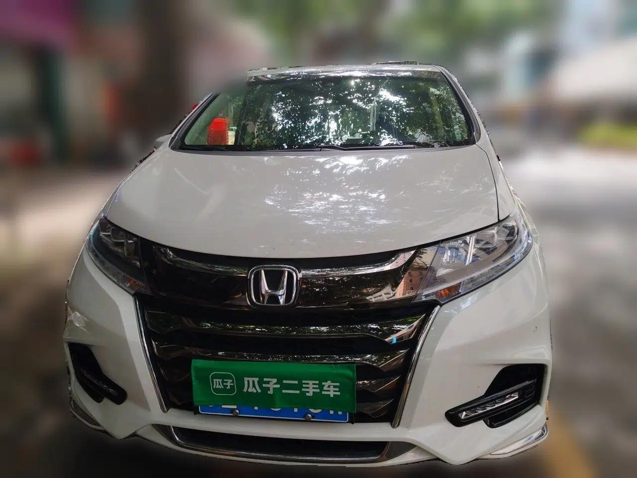 Honda Odyssey 2019 2.0L Rui-Zunxiang Edition — миниатюра 2