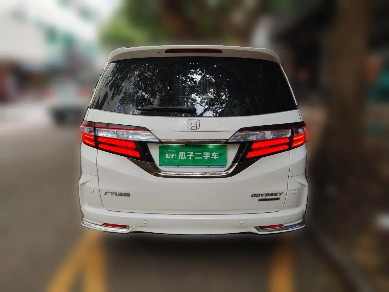 Honda Odyssey 2019 2.0L Rui-Zunxiang Edition — миниатюра 5