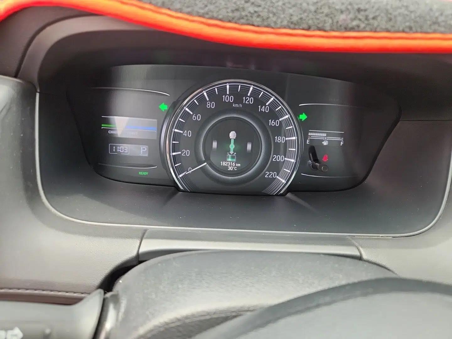 Honda Odyssey 2019 2.0L Rui·Comfort Edition — миниатюра 12