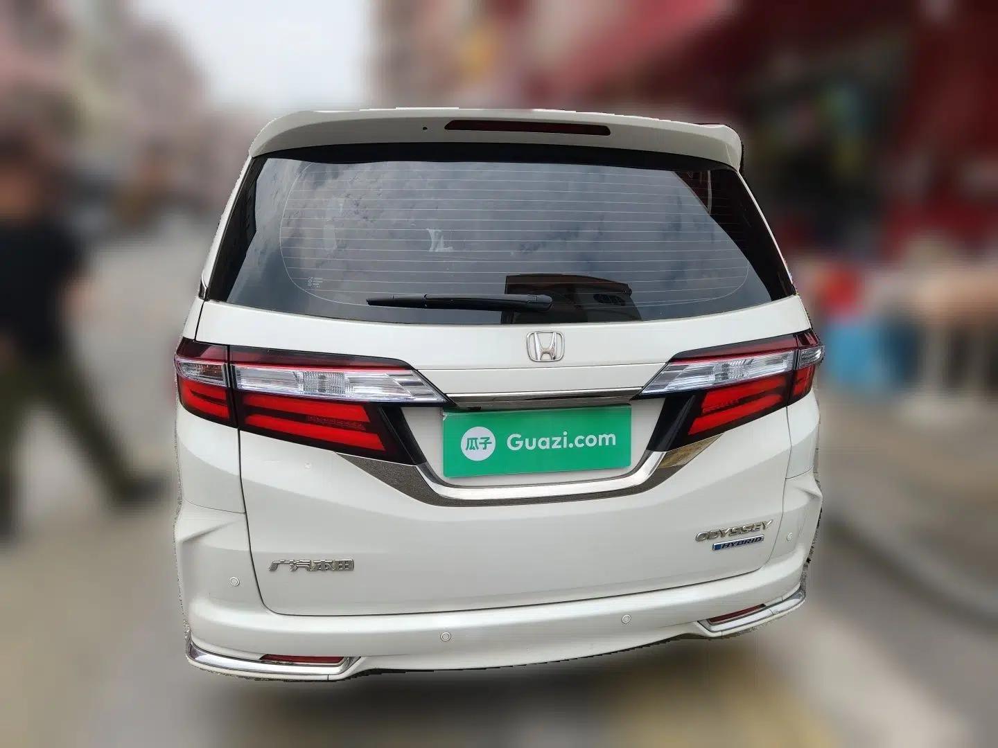 Honda Odyssey 2019 2.0L Rui·Comfort Edition — миниатюра 5