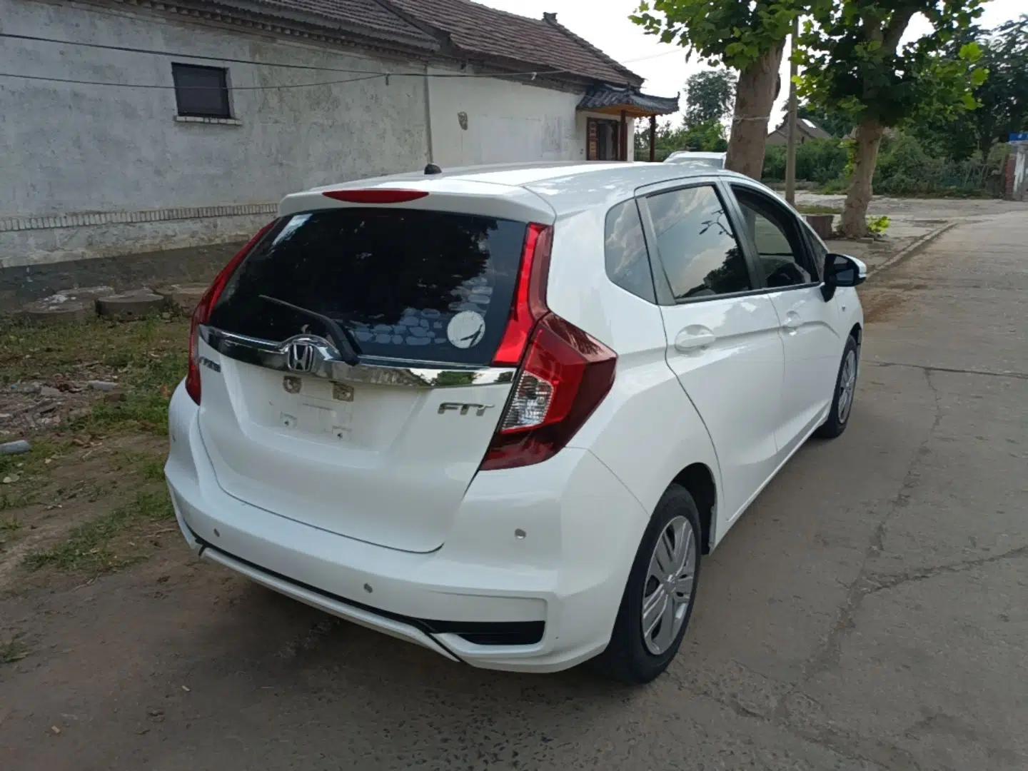 Honda Fit 2018 1.5L CVT Comfort Version — миниатюра 6