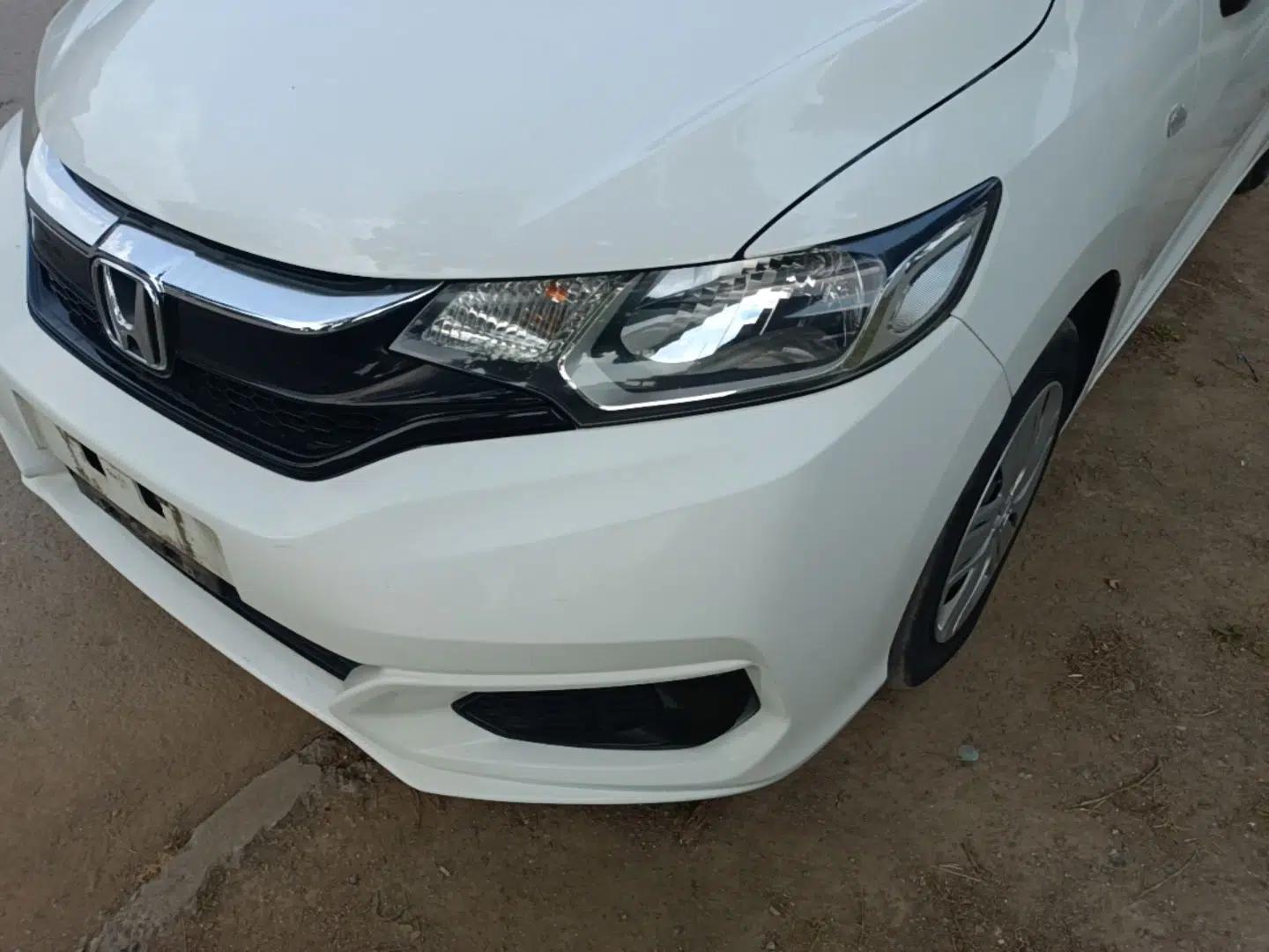 Honda Fit 2018 1.5L CVT Comfort Version — миниатюра 8