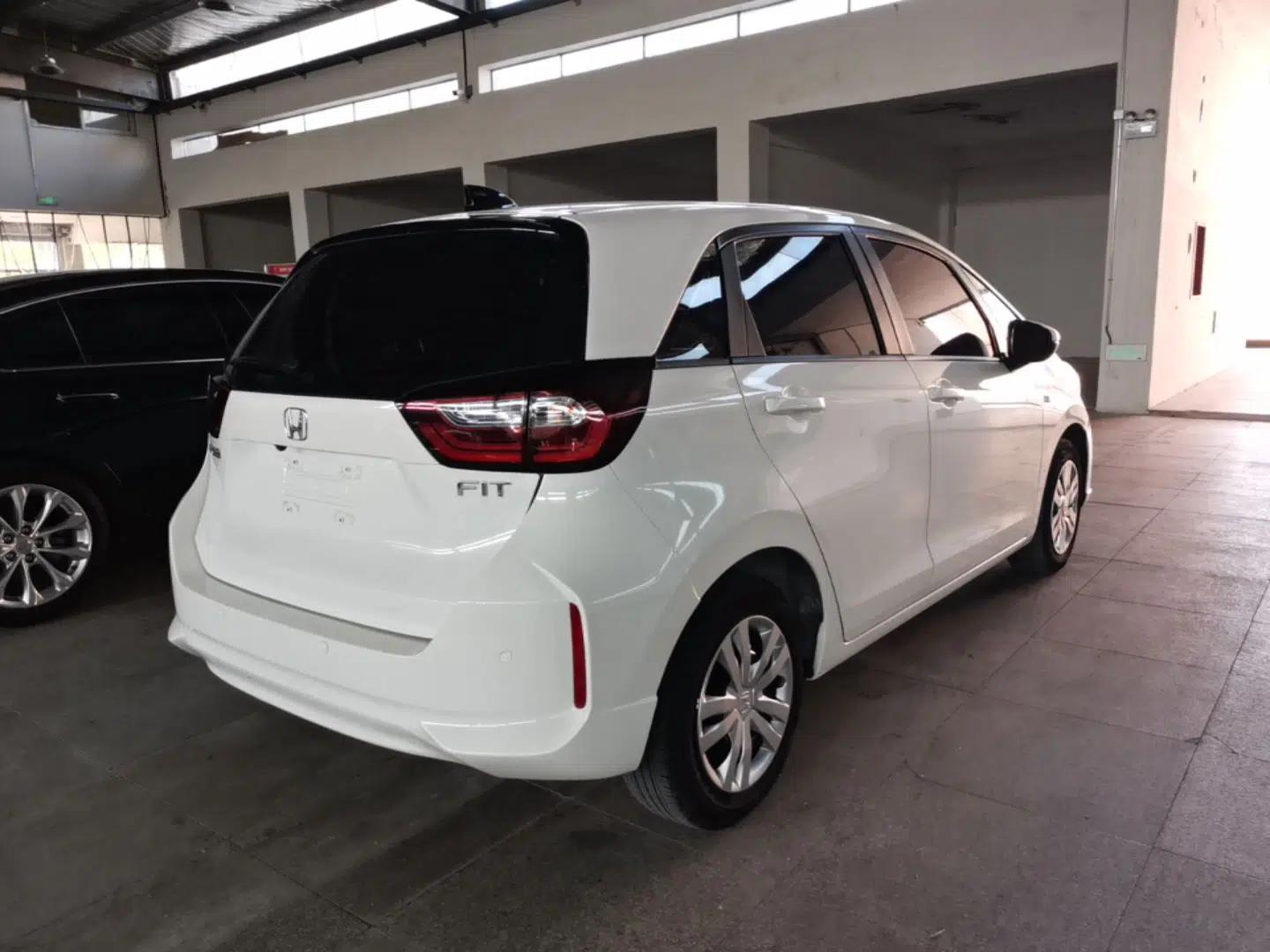 Honda Fit 2021 1.5L CVT Trend Edition — миниатюра 6