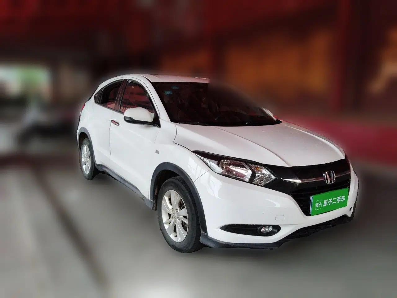 Honda Vezel 2017 1.8L CVT 2WD Elite Model — миниатюра 3