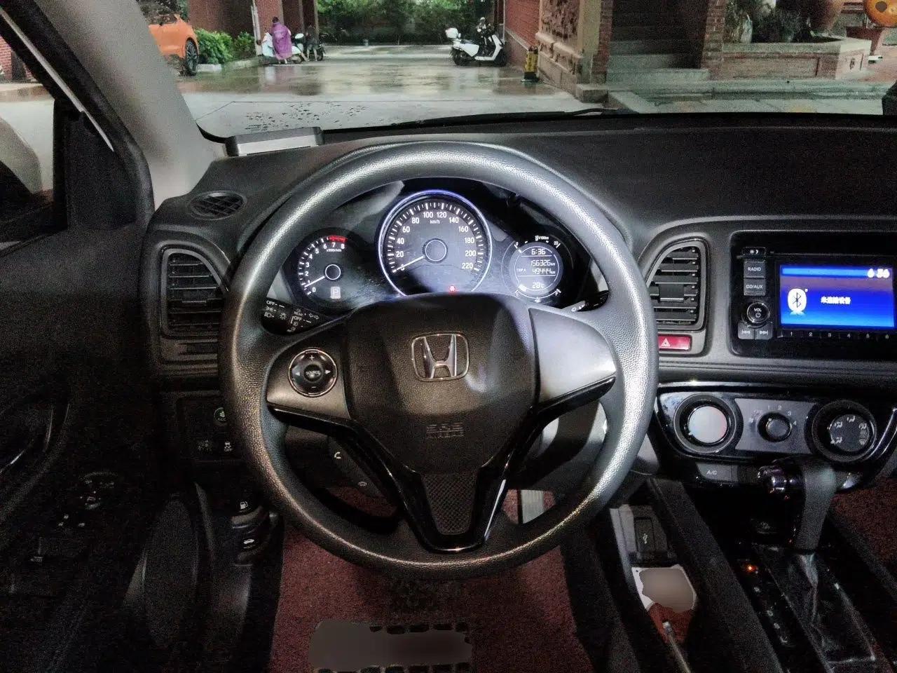 Honda Vezel 2017 1.8L CVT 2WD Elite Model — миниатюра 10