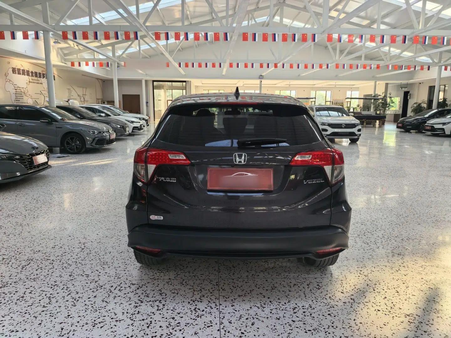 Honda Vezel 2022 1.5L CVT Phantom Night Pioneer Edition — миниатюра 6