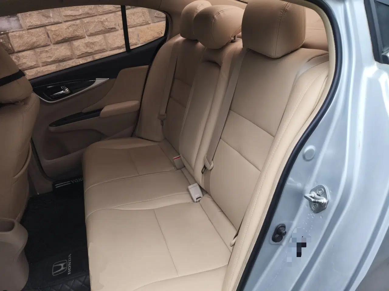 Honda Crider 2013 1.8L automatic luxury edition — миниатюра 17