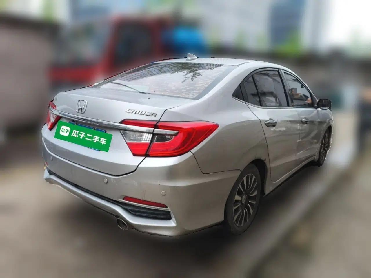 Honda Crider 2013 1.8L automatic luxury edition — миниатюра 6