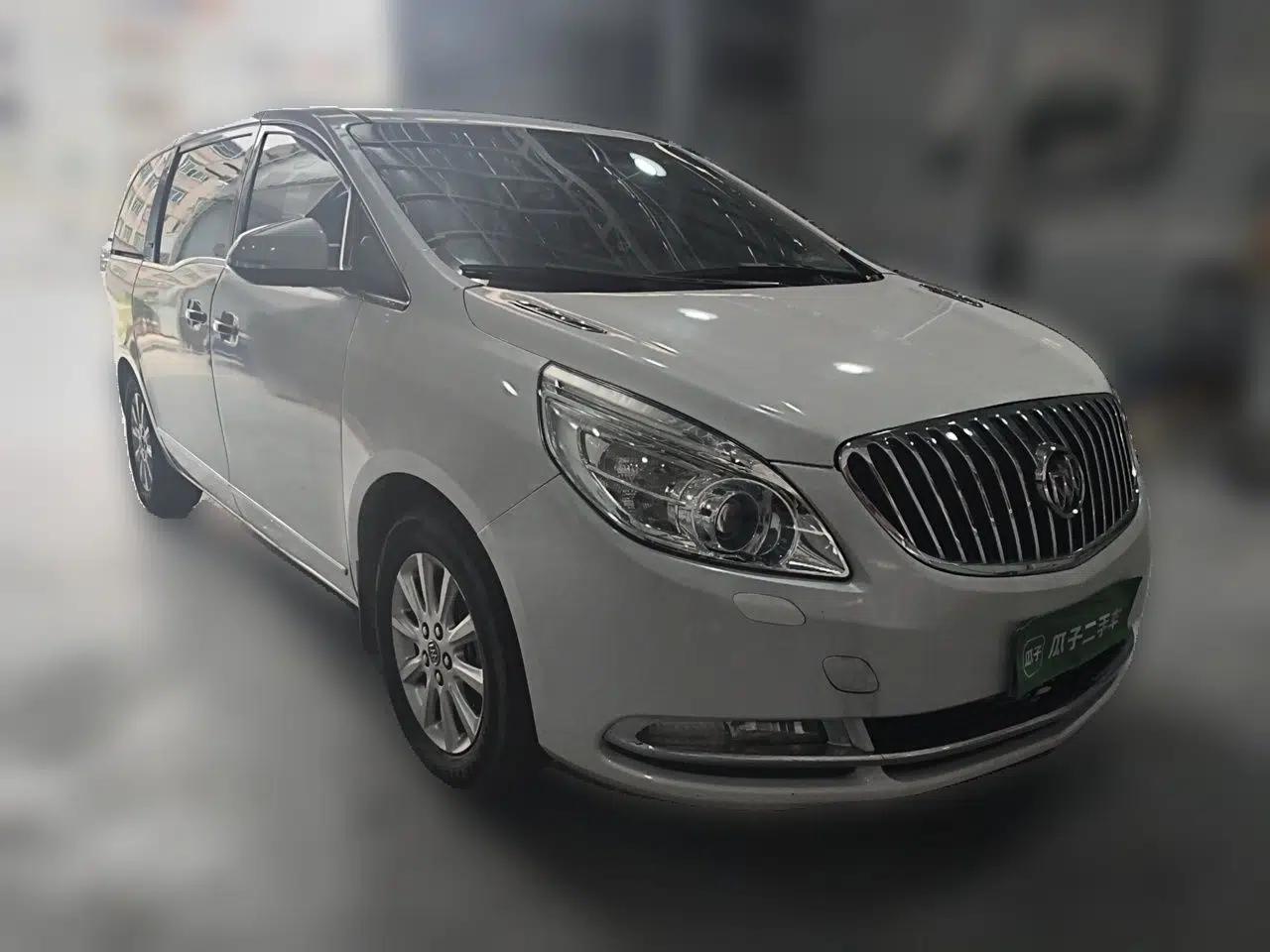 Buick GL8 2011 3.0L XT Luxury Business Flagship Edition — миниатюра 3