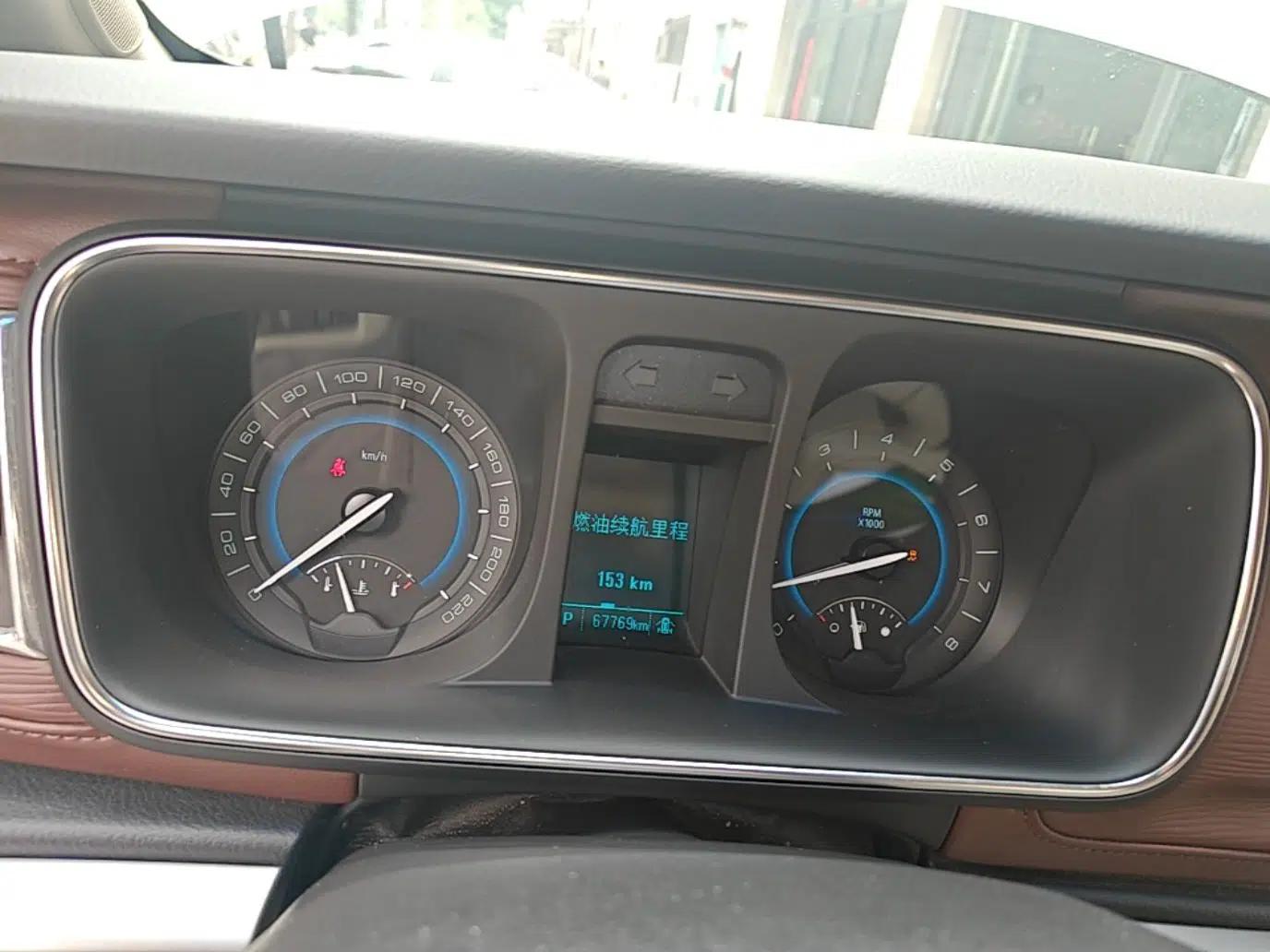 Buick GL8 2014 3.0L GT Luxury Business Haoya Edition — миниатюра 14