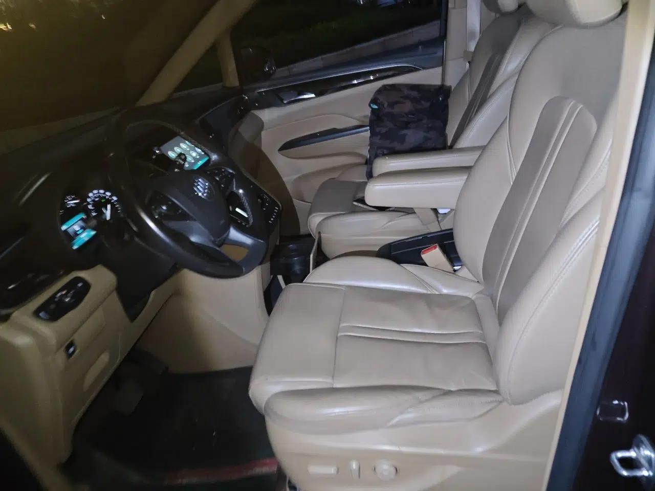 Buick GL8 2017 ES 28T Premium Version China V Standard — миниатюра 15