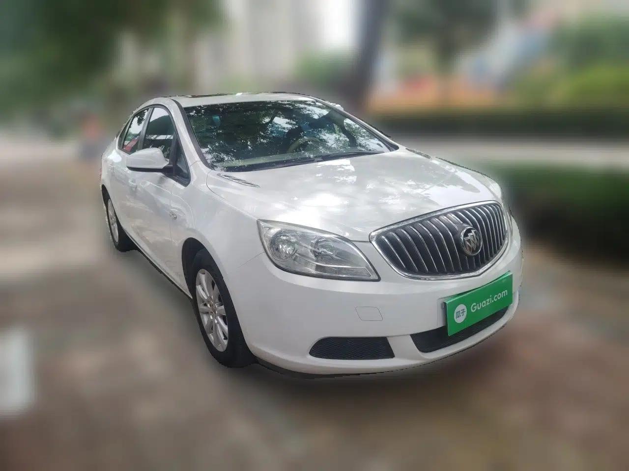 Buick GT 2013 GT 1.6L Automatic Comfort Edition — миниатюра 3