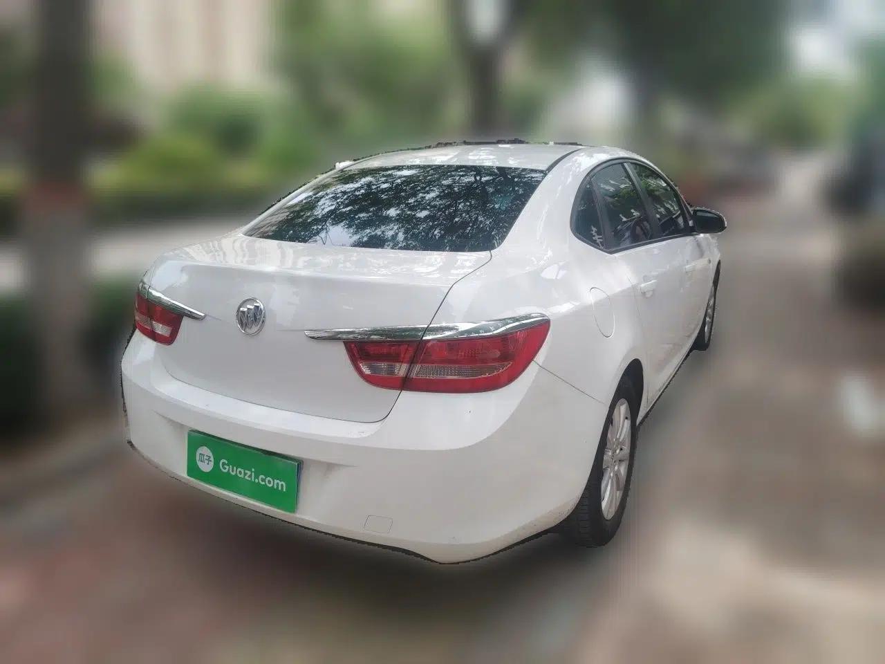 Buick GT 2013 GT 1.6L Automatic Comfort Edition — миниатюра 6