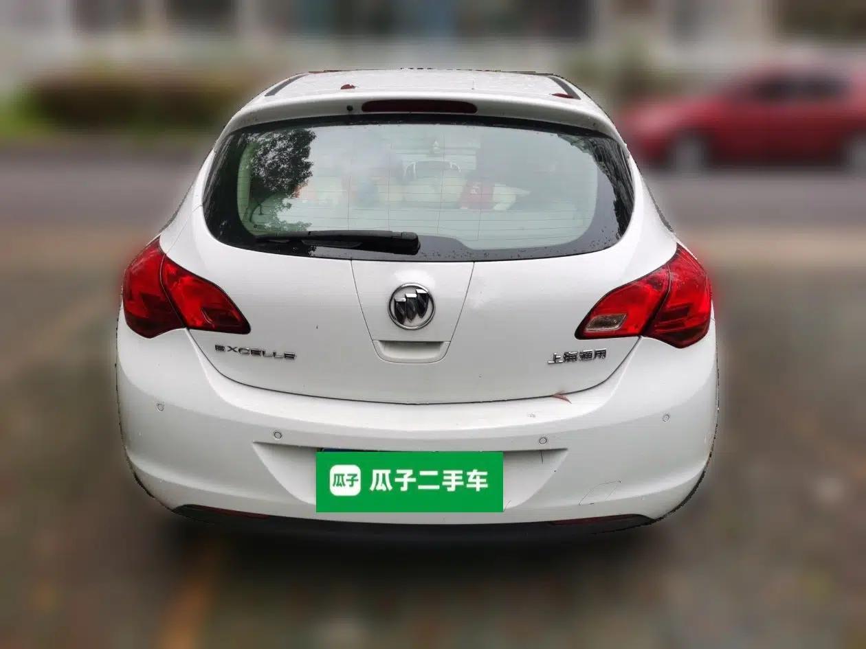 Buick GT 2012 XT 1.6L Automatic Fashion Edition — миниатюра 5
