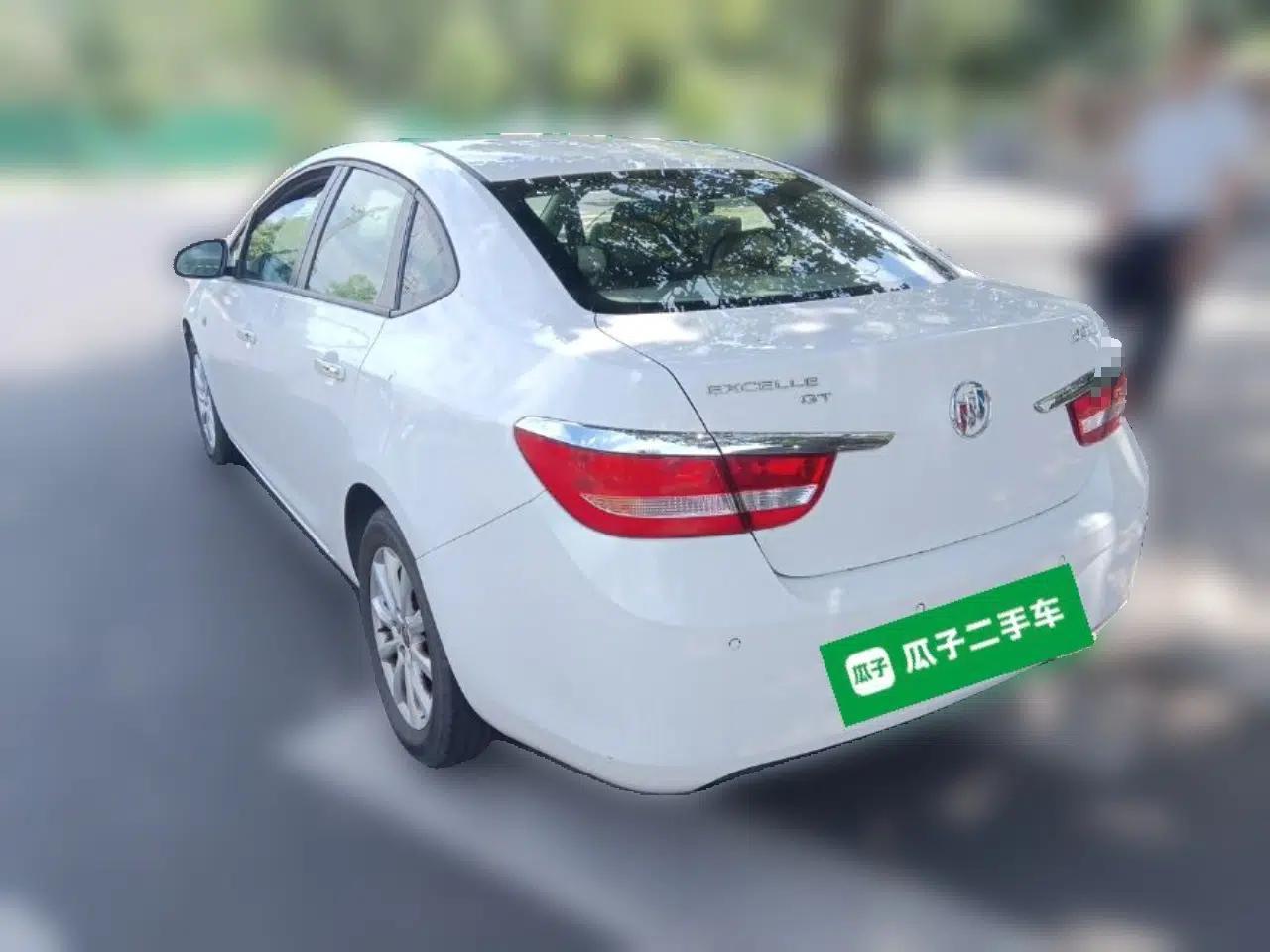 Buick GT 2013 GT 1.6L Automatic Fashion Edition — миниатюра 4
