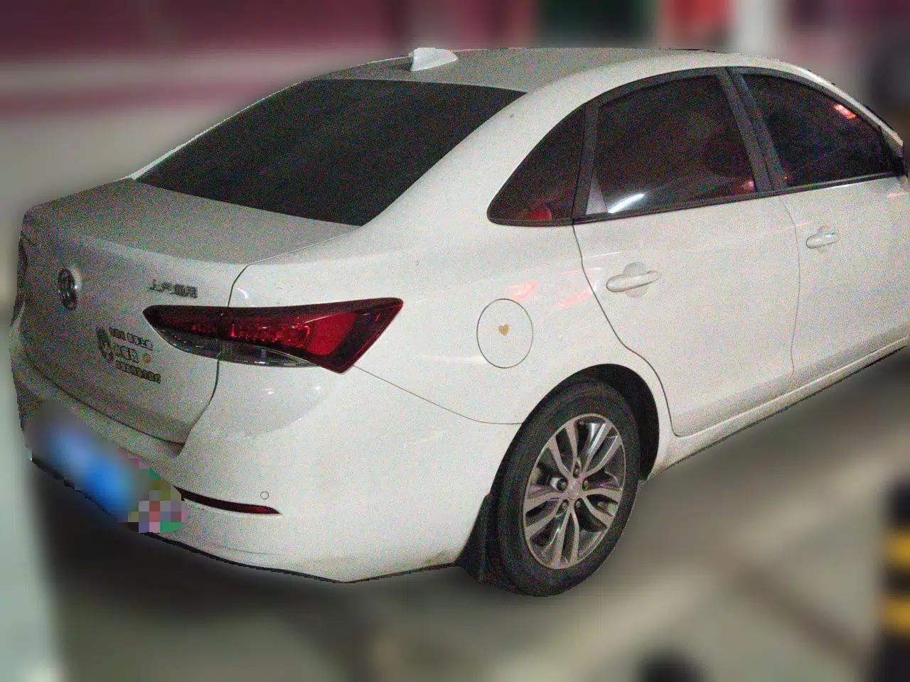 Buick GT 2018 18T Automatic Elite Model — миниатюра 6