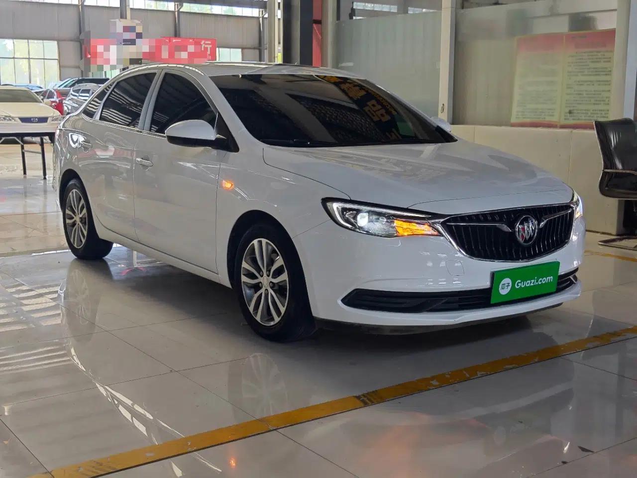 Buick GT 2021 1.3T Automatic Mild Hybrid Elite Version — миниатюра 3