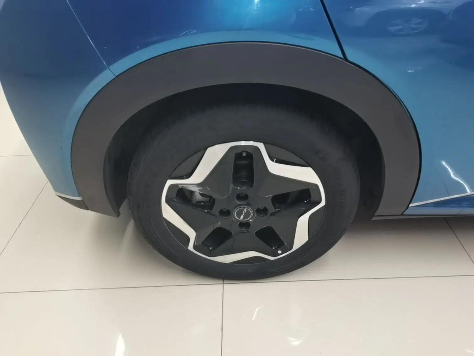 BYD Dolphin 2021 405 km Fashion Edition — миниатюра 11