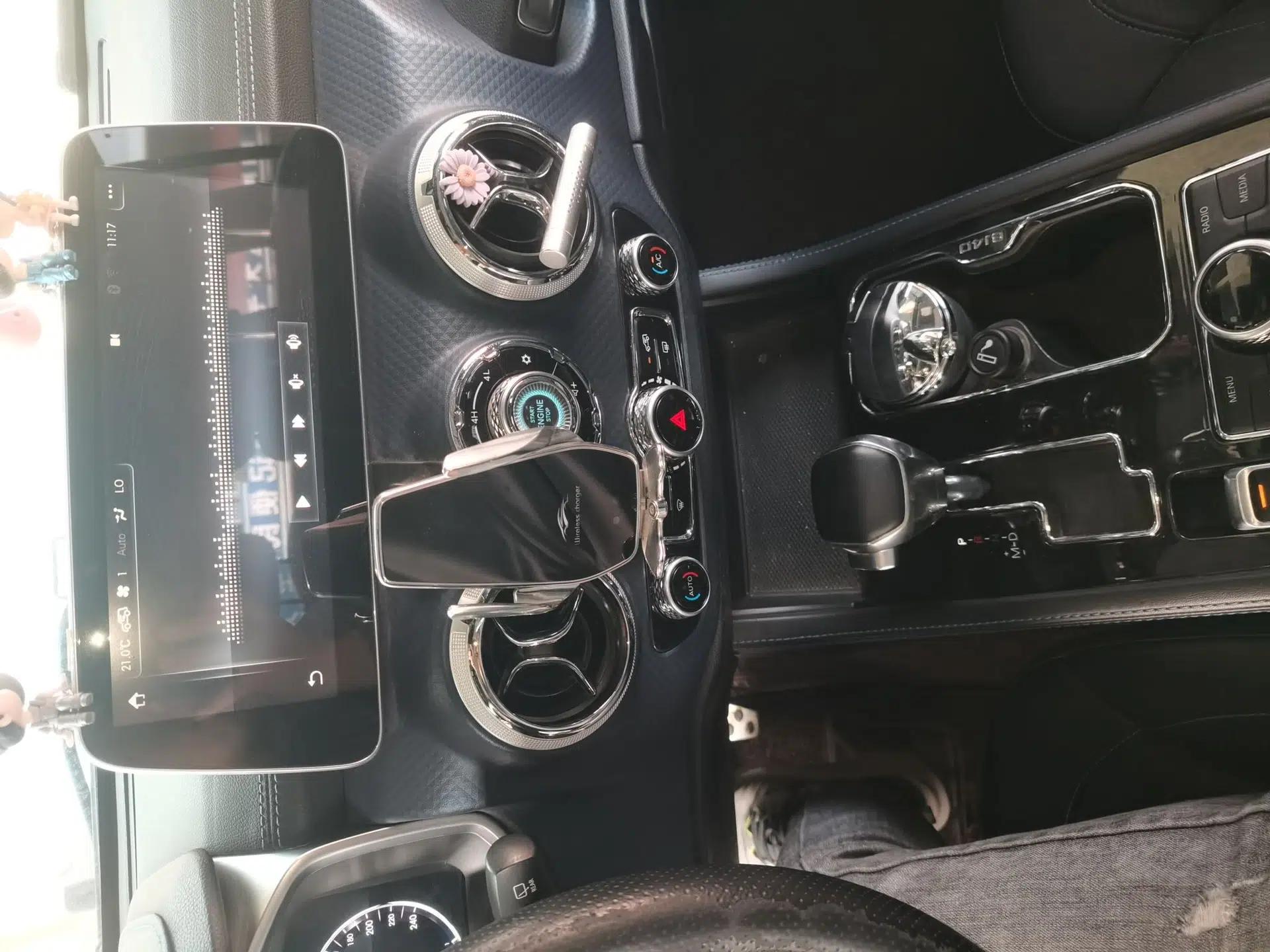 BAIC Off-Road BJ40 2018 PLUS 2.3T Automatic Four-Wheel Drive Flagship Version China V Emission Standard — миниатюра 13